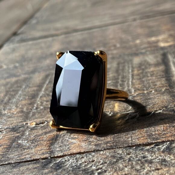 NEW Black Zirconium Stone Cocktail Ring - Picture 2 of 15